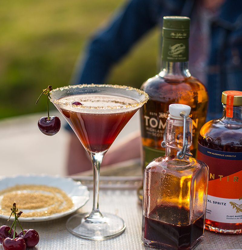 SMOKED CHERRY WHISKY COCKTAIL | Hot Smoked